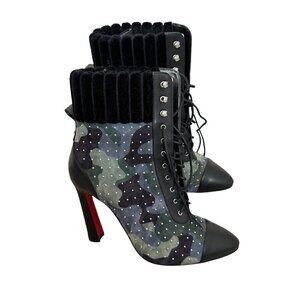 NWOB Christian Louboutin Women's Dakita Studded Bootie Size 38.5